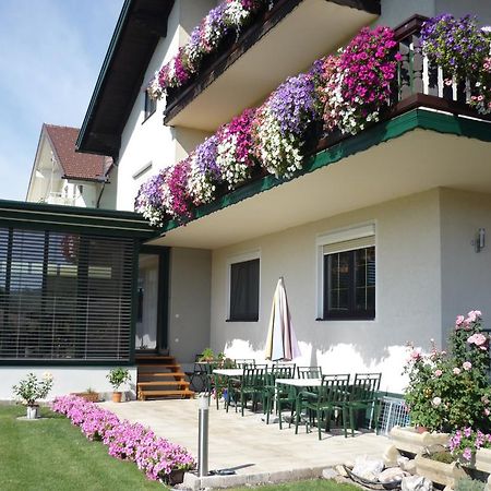 Landhaus Lassnig Moosburg Exterior foto
