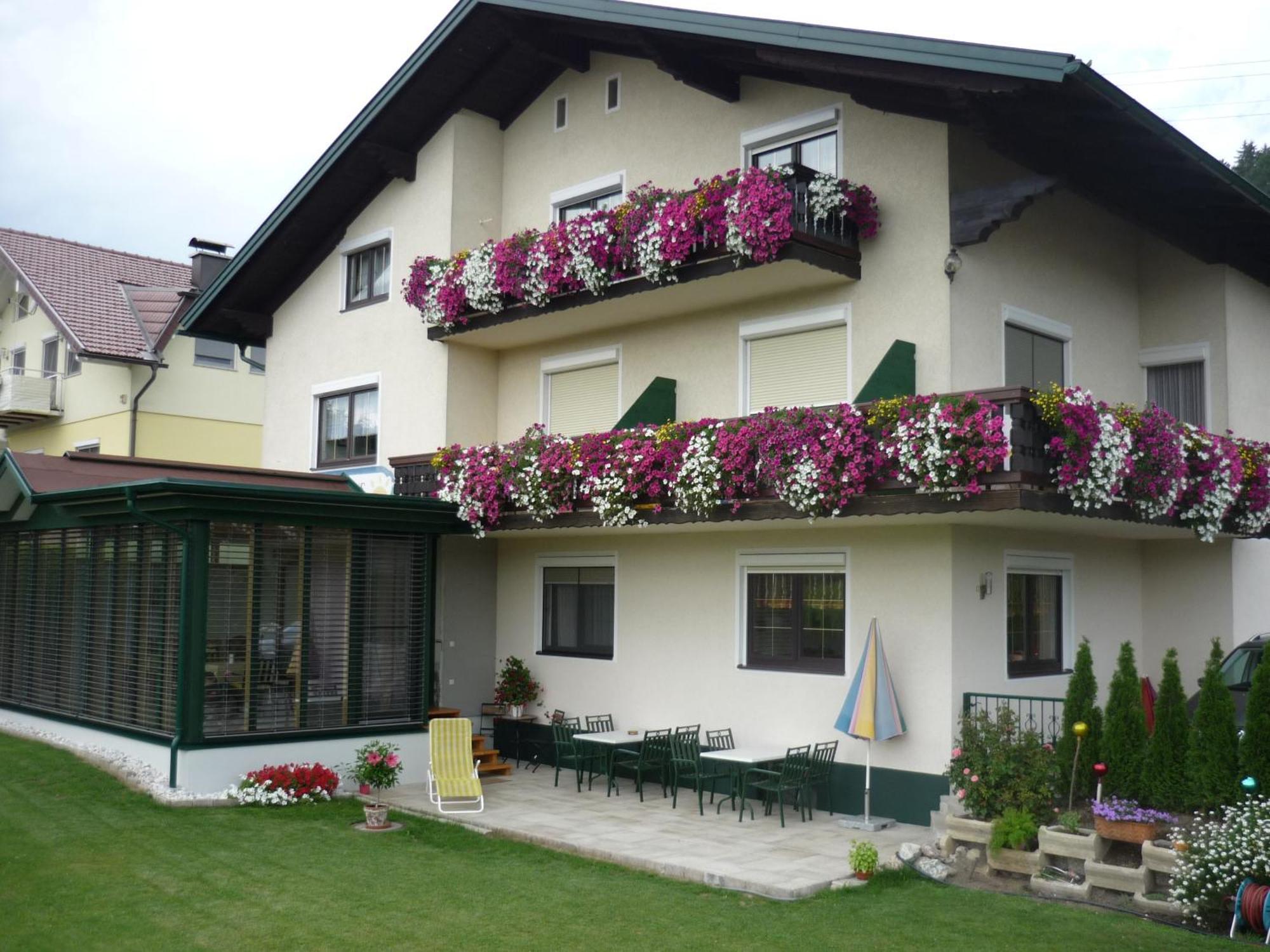 Landhaus Lassnig Moosburg Exterior foto